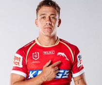 Donoghoe commits to Dolphins until 2027